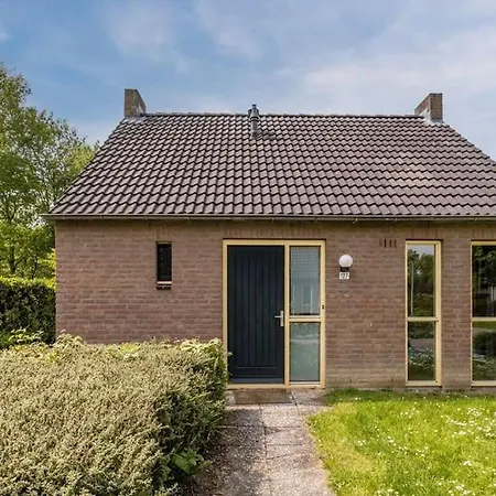 Semesterbostad De Bruyn 6 Persoons *