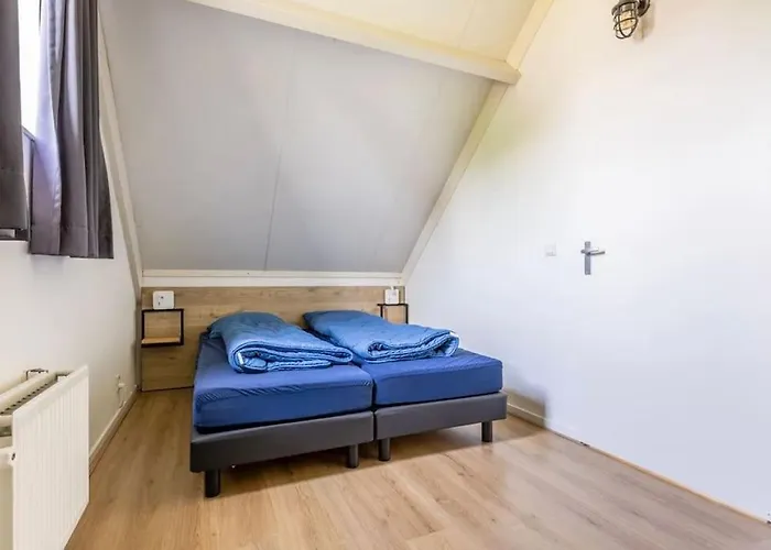 Semesterbostad De Bruyn 6 Persoons